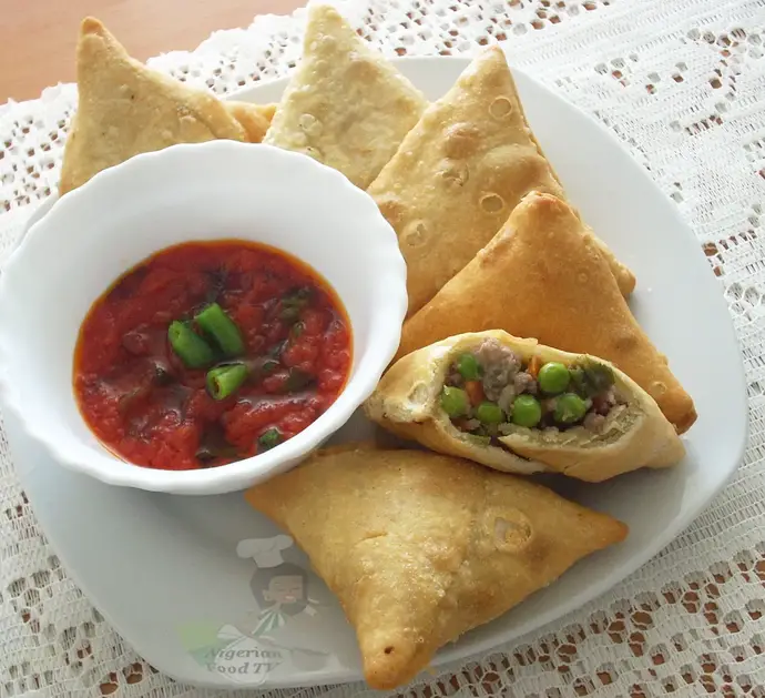 how to make small chops , nigerian samosa,small chops menu ,small chops recipes